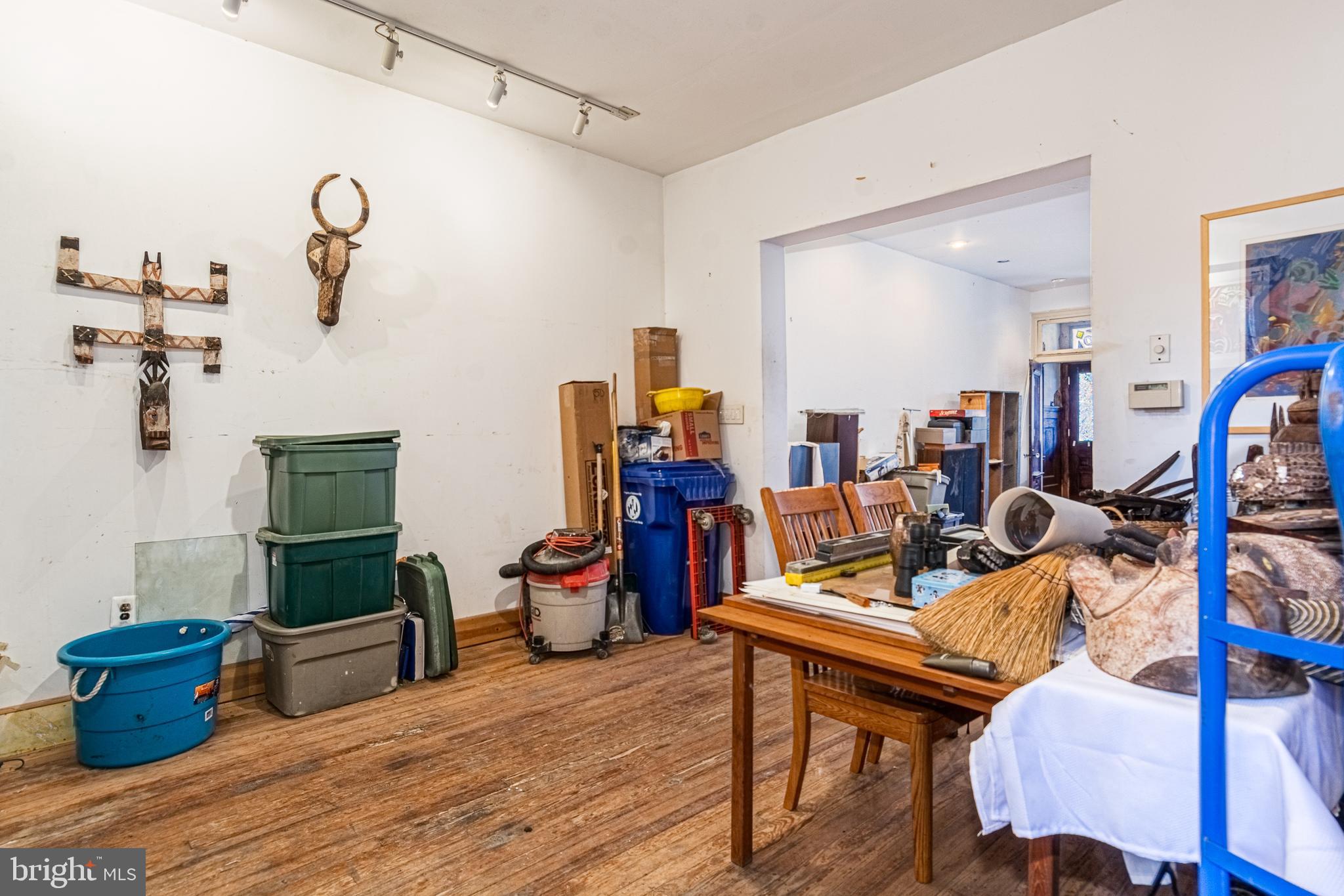 CHARLES VILLAGE - Residential