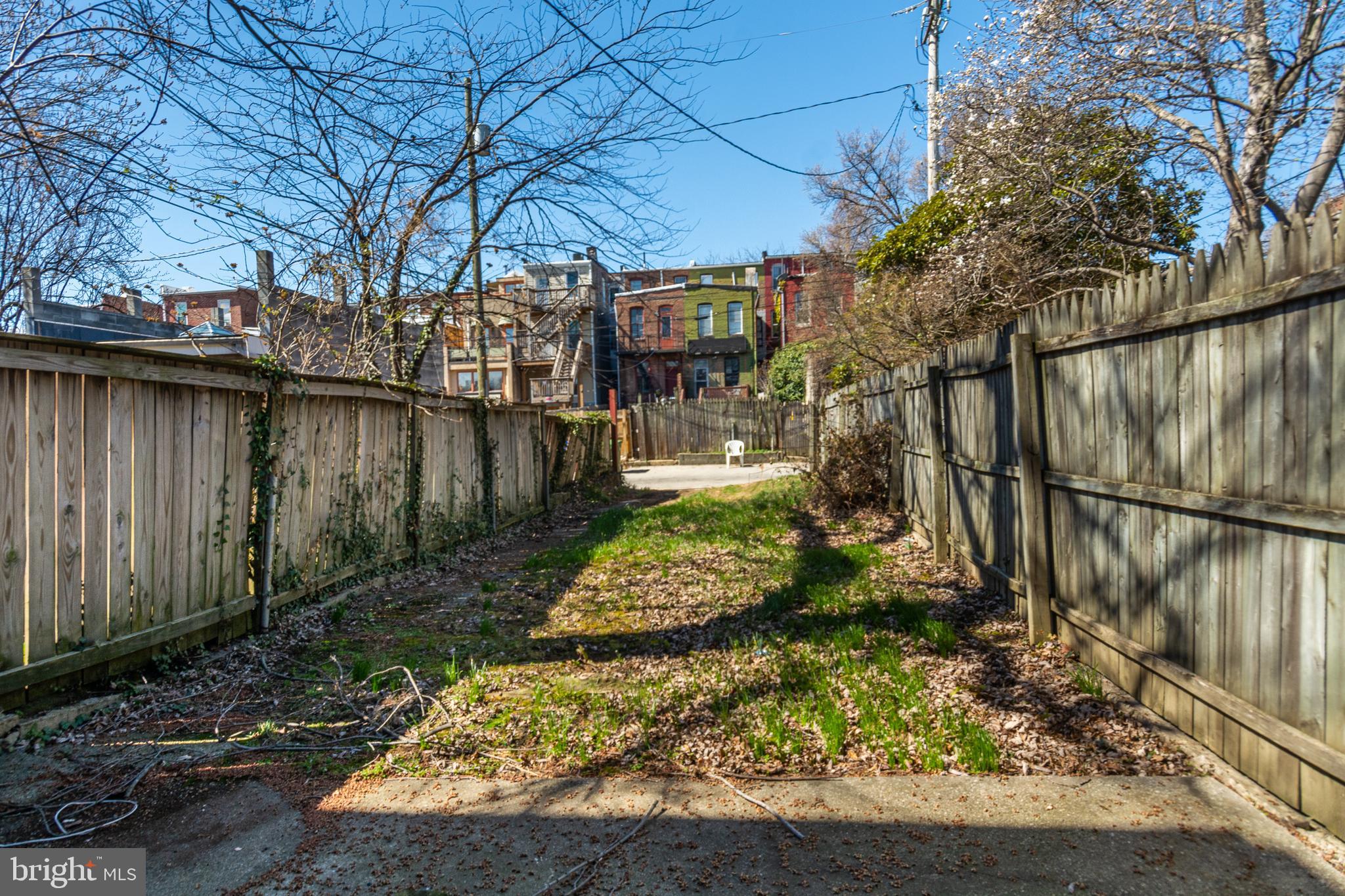 CHARLES VILLAGE - Residential