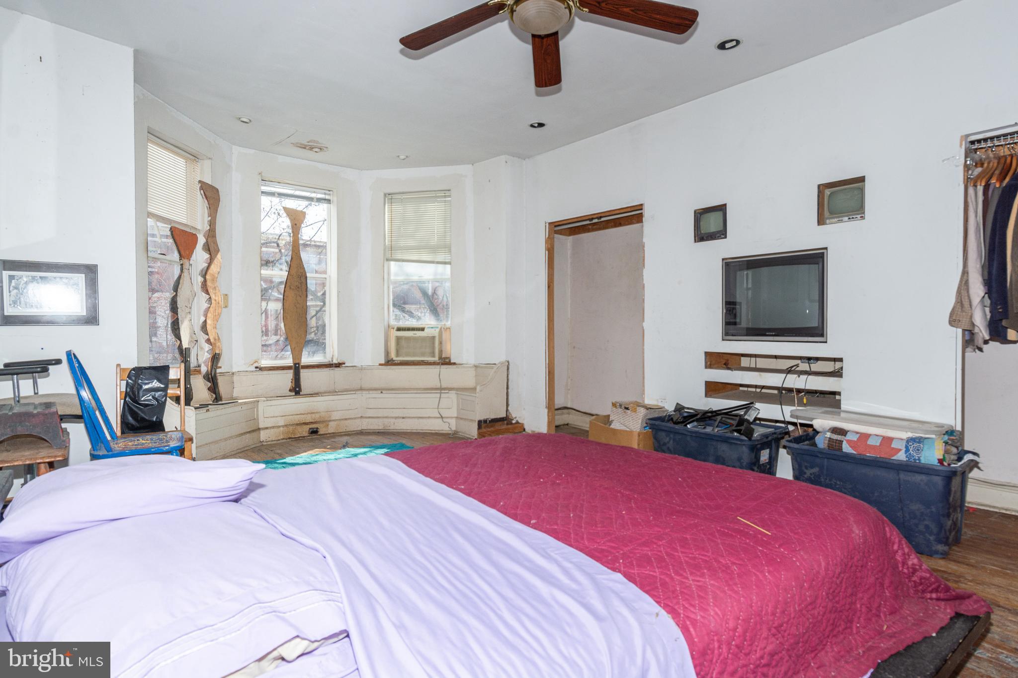 CHARLES VILLAGE - Residential