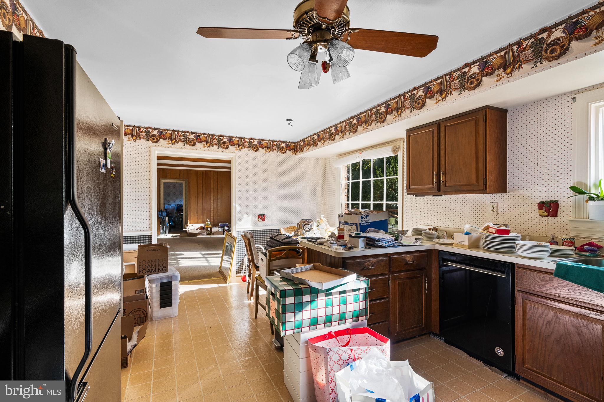 POTOMAC COMMONS - Residential