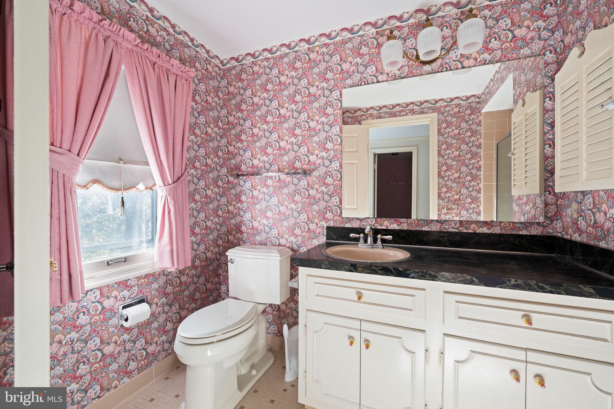 POTOMAC COMMONS - Residential