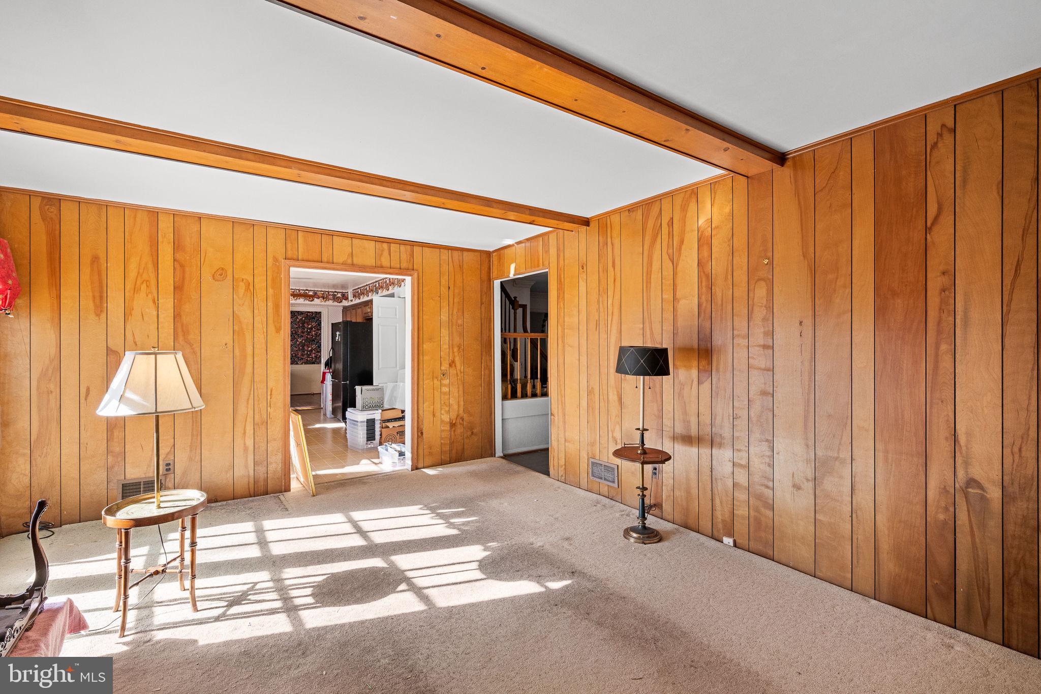 POTOMAC COMMONS - Residential