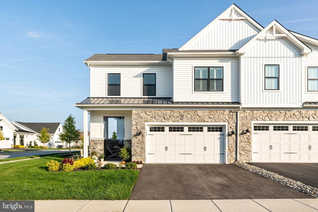 Photo of 142 Preakness Way, DOWNINGTOWN, PA 19335 (MLS # PACT2110238)