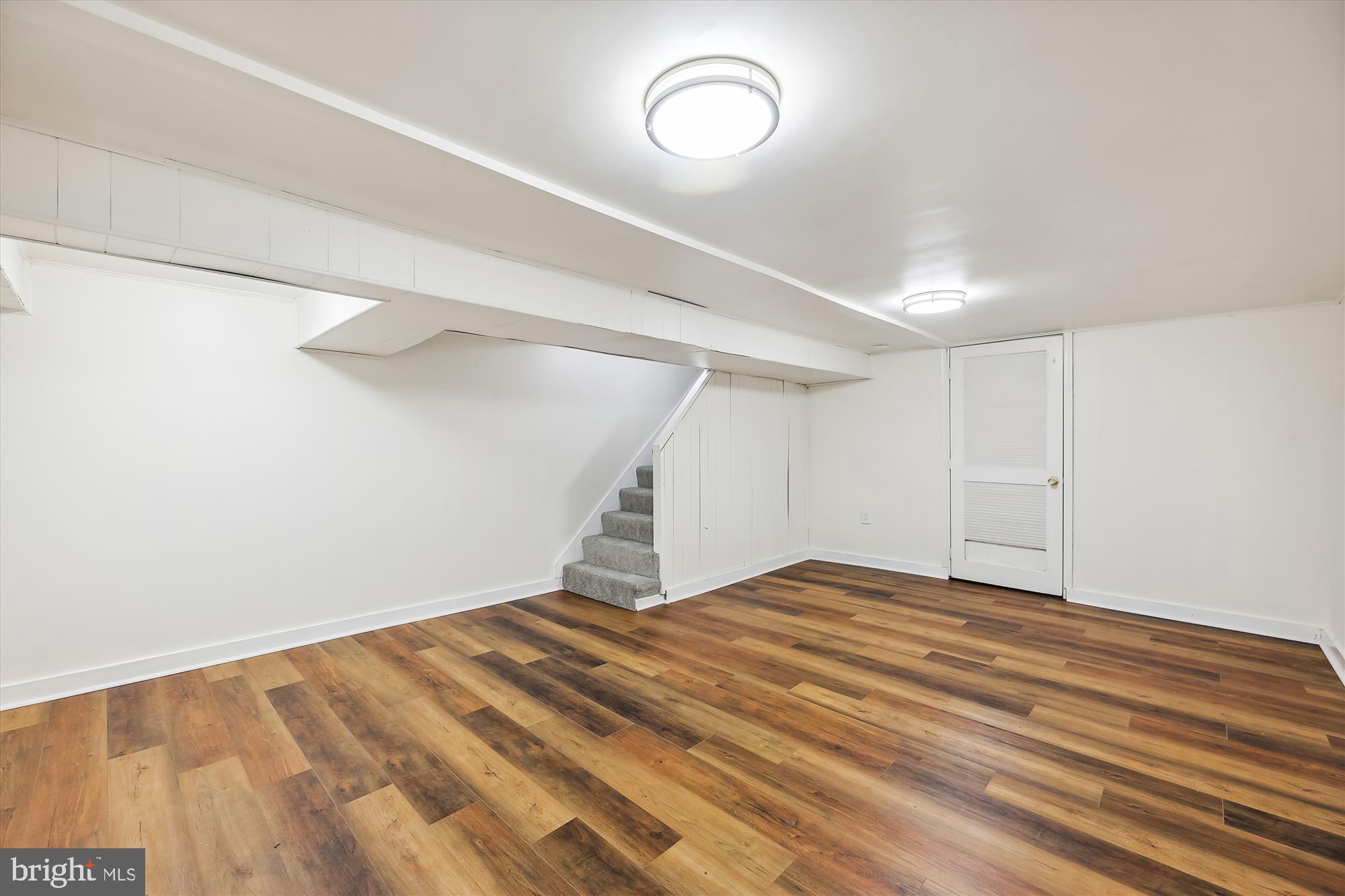 DUPONT VILLAGE - Residential