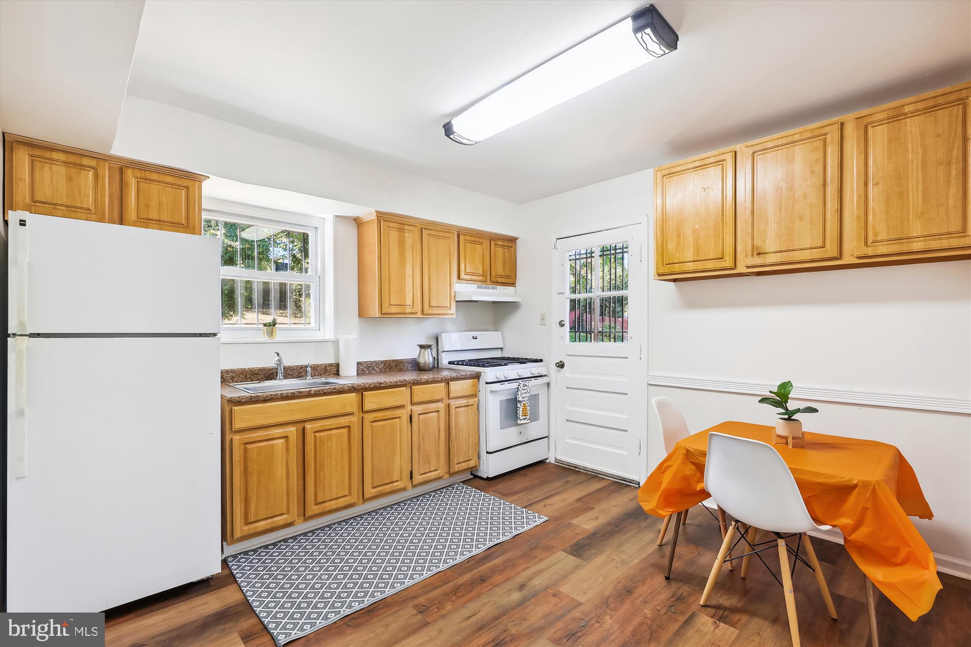 DUPONT VILLAGE - Residential