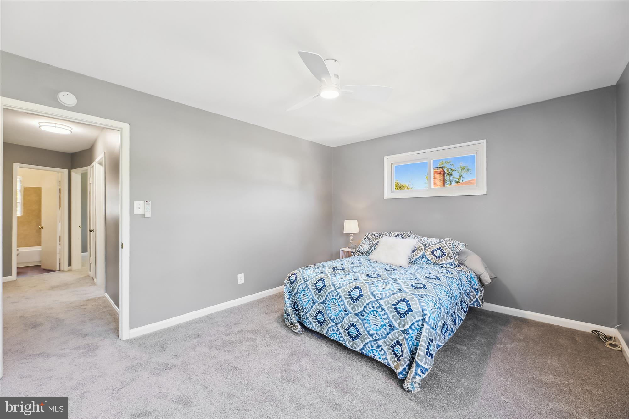 DUPONT VILLAGE - Residential