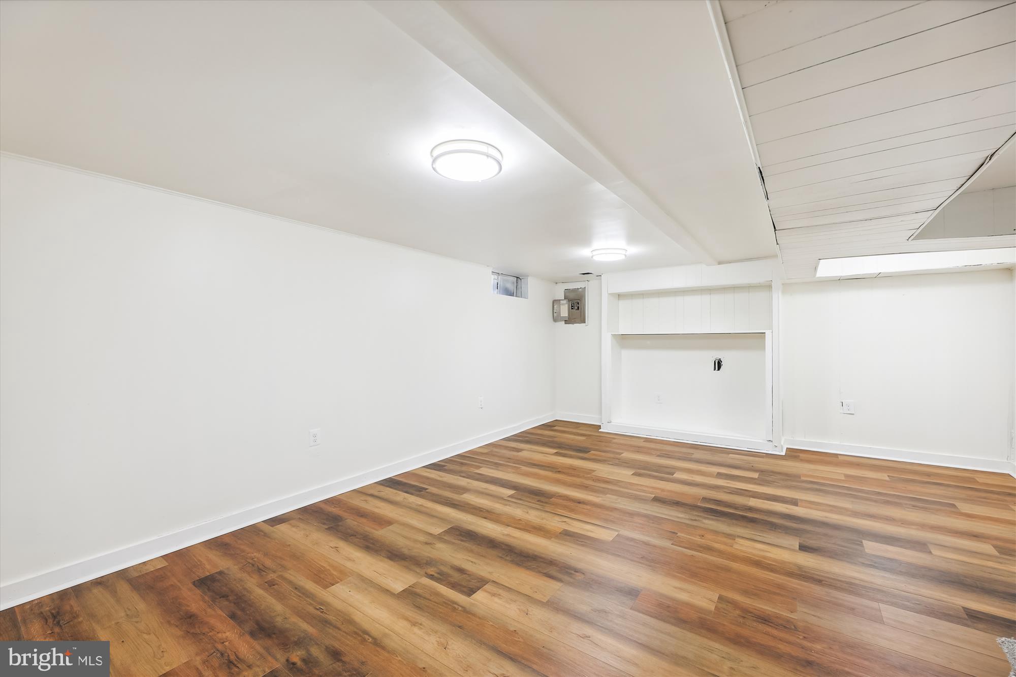 DUPONT VILLAGE - Residential