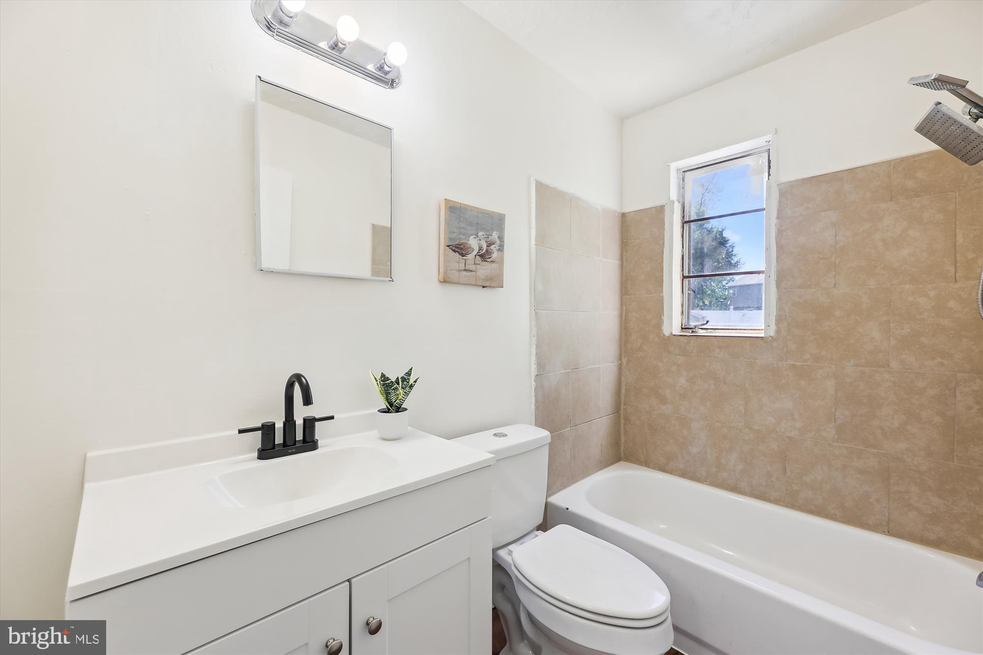 DUPONT VILLAGE - Residential