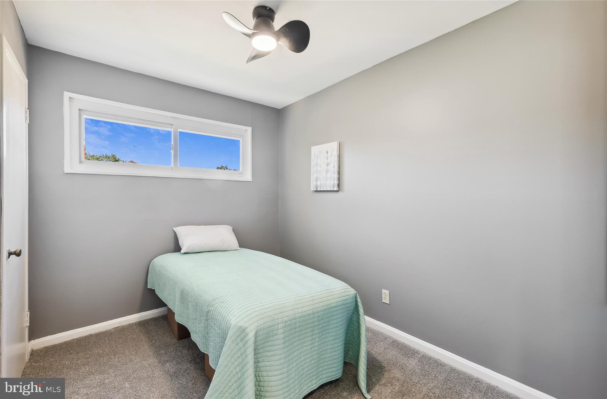 DUPONT VILLAGE - Residential