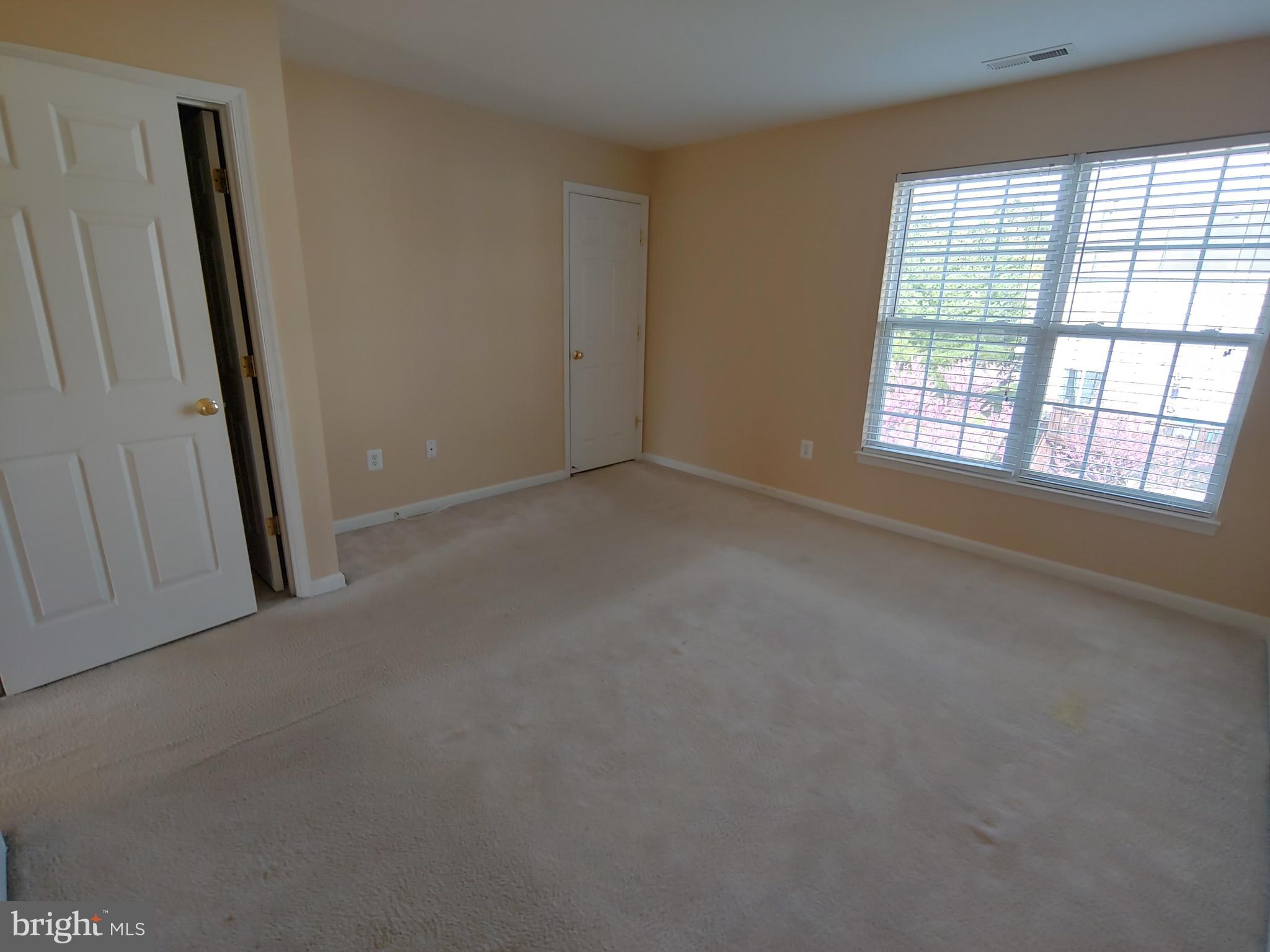 SEVEN OAKS - Residential Lease