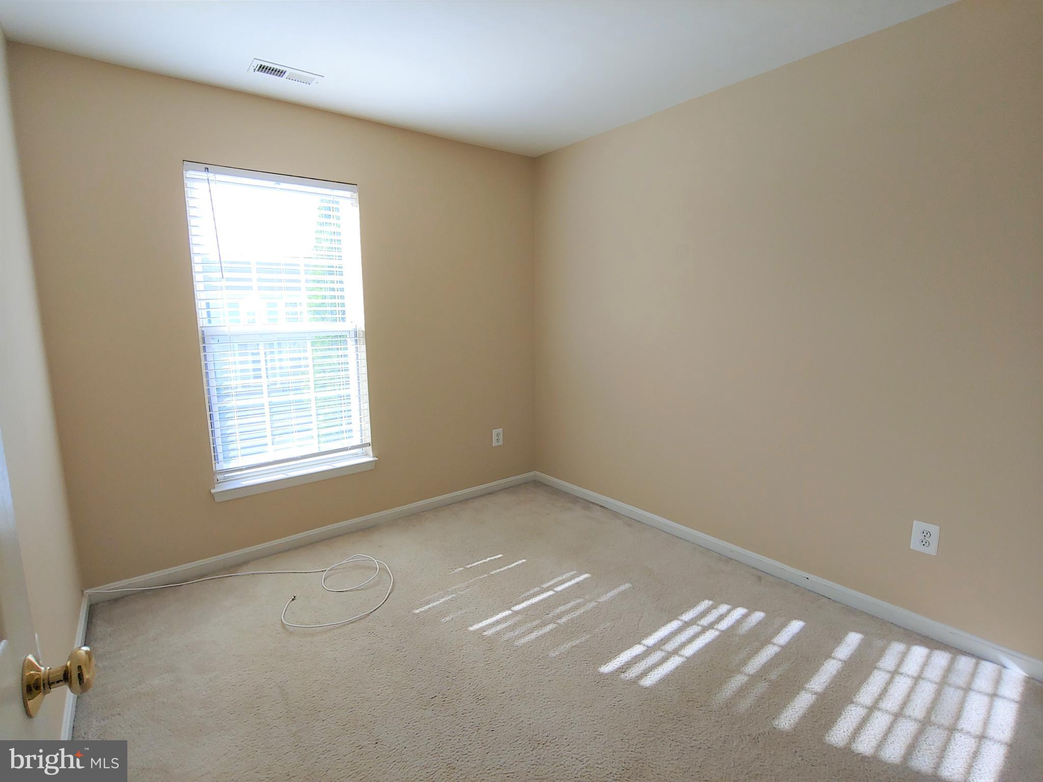 SEVEN OAKS - Residential Lease