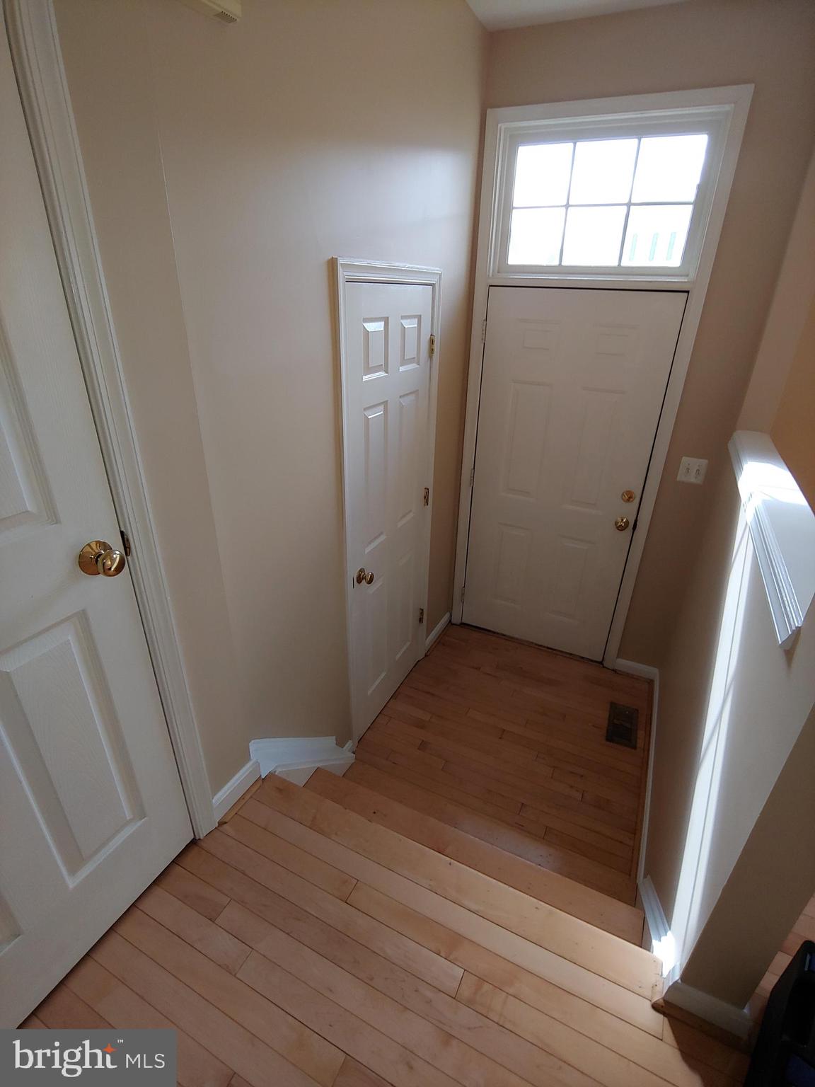 SEVEN OAKS - Residential Lease