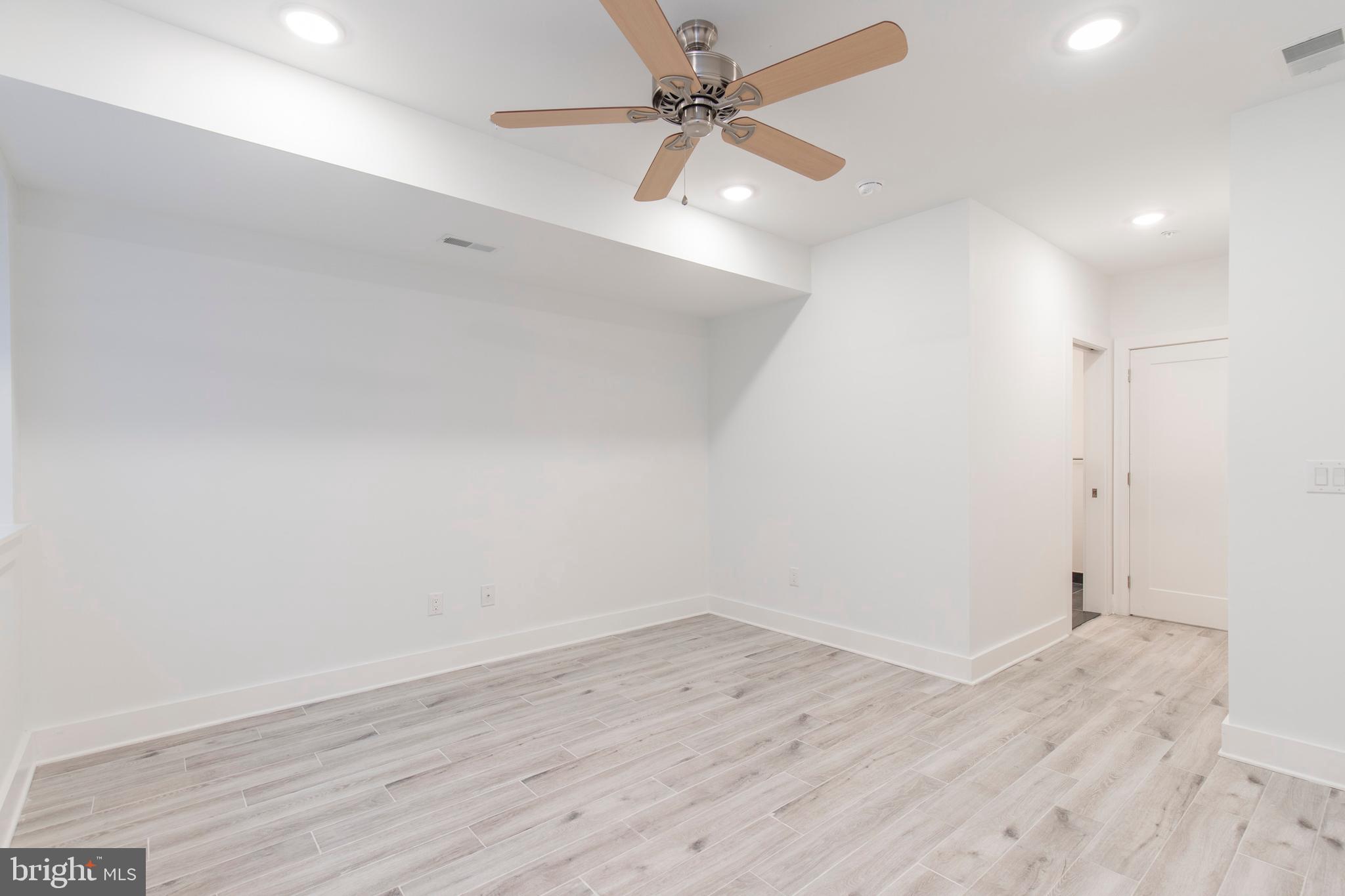 SHARSWOOD - Residential Lease