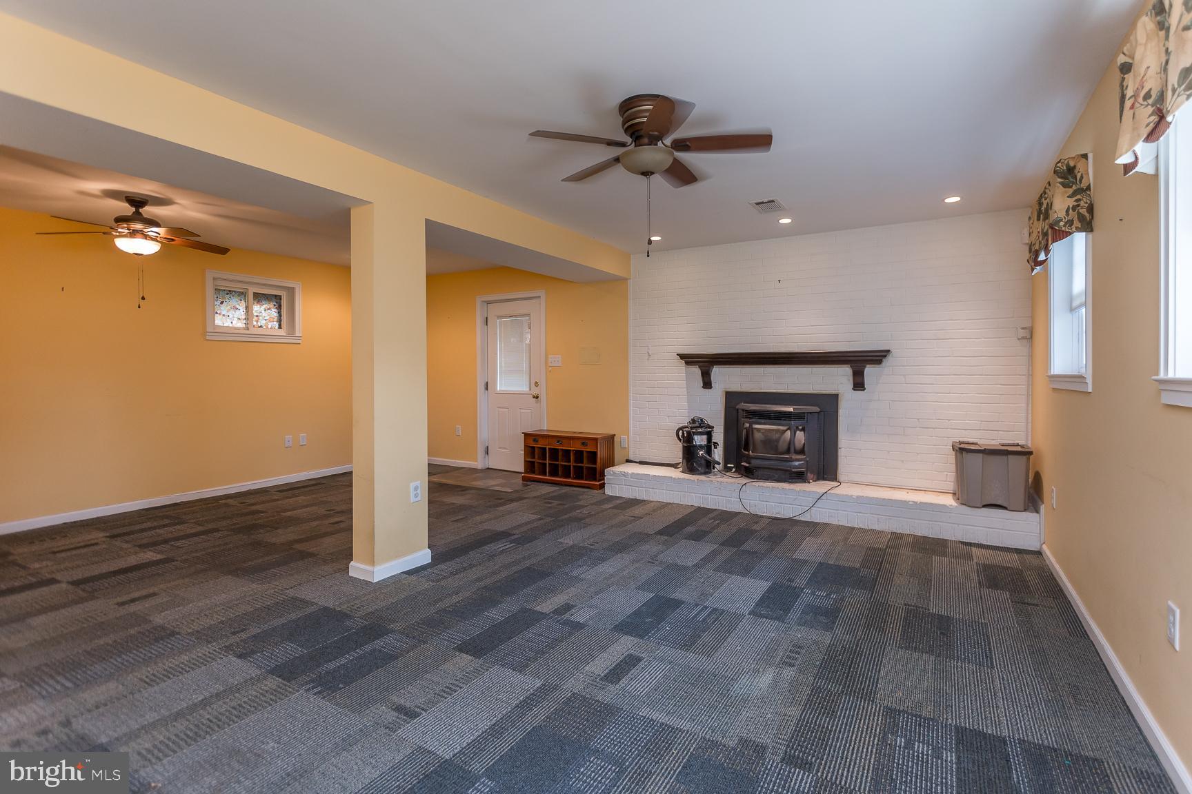 VALLEY VIEW - Residential