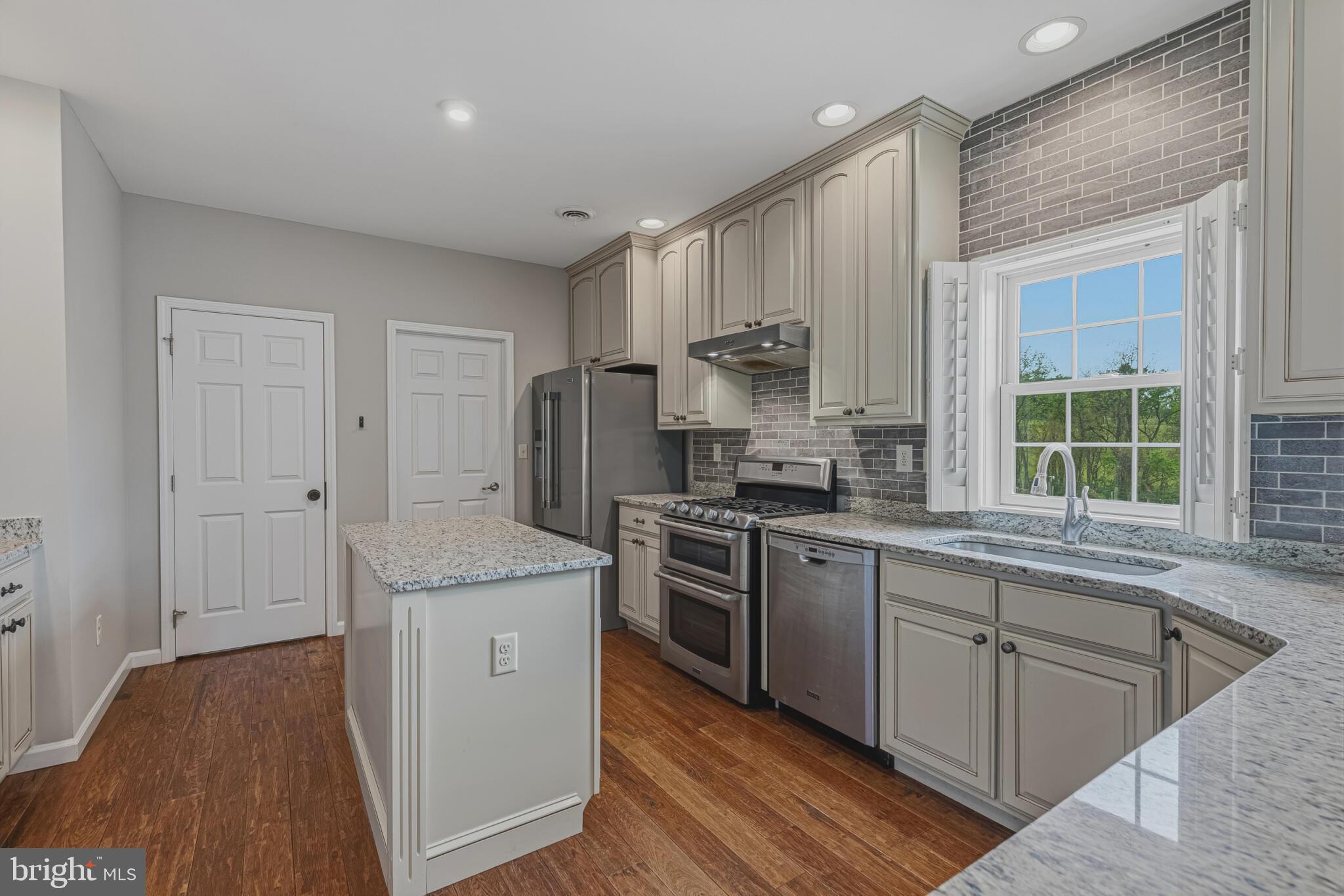 CARR FARM - Residential