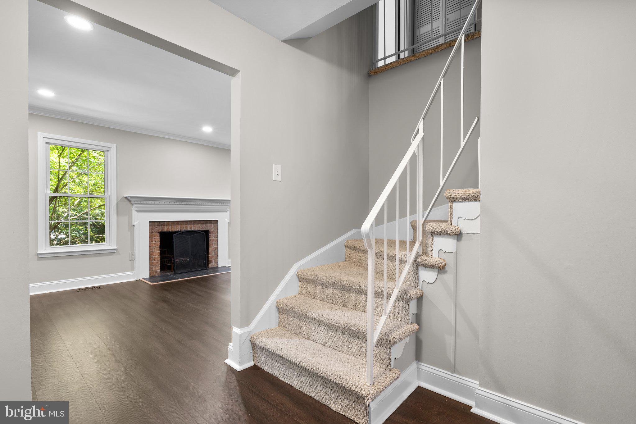 2360 ALBOT ROAD