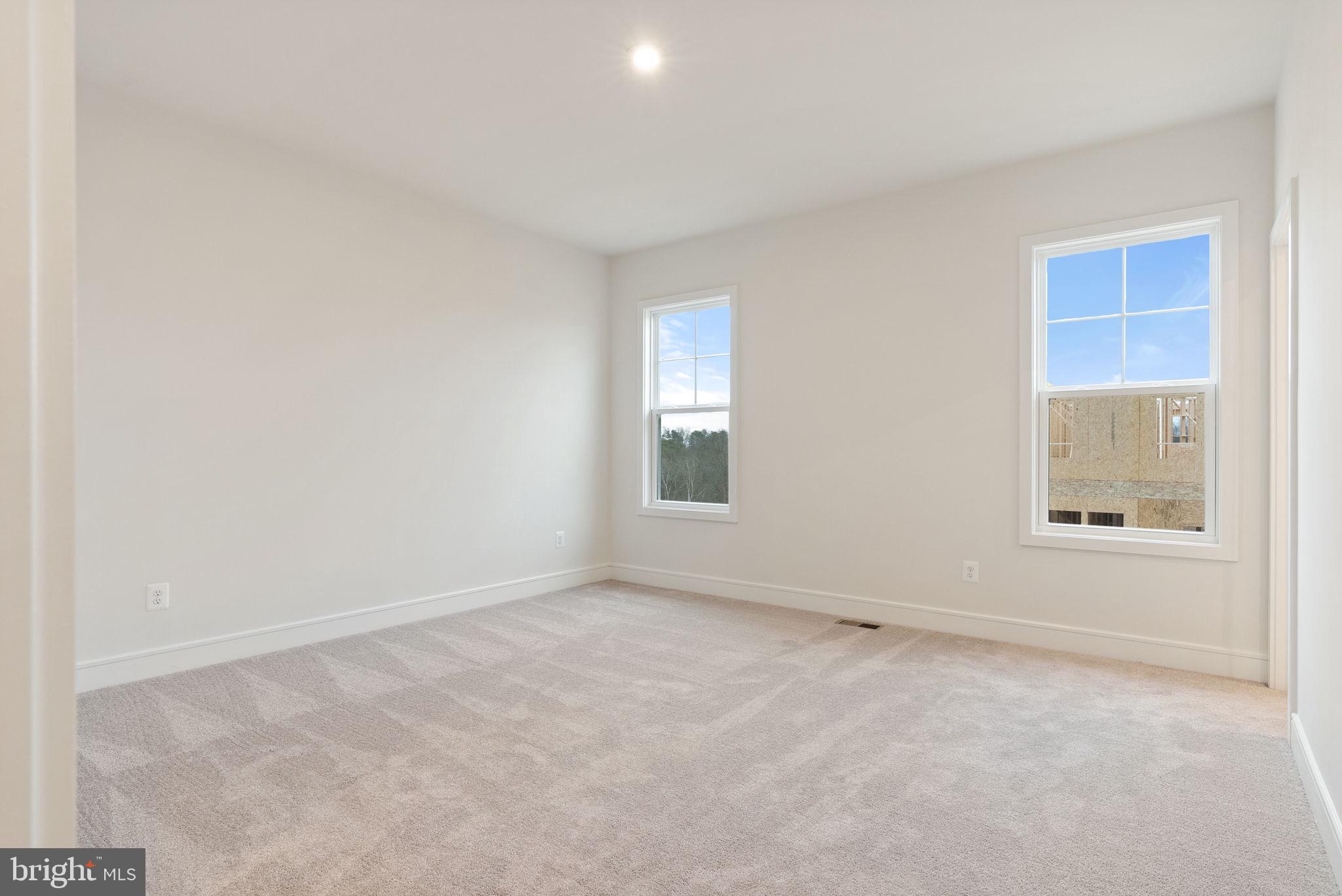 LAKE FREDERICK - Residential Lease