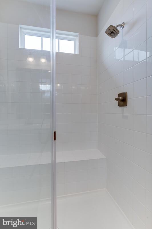 WESTCHESTER SQUARE - Residential