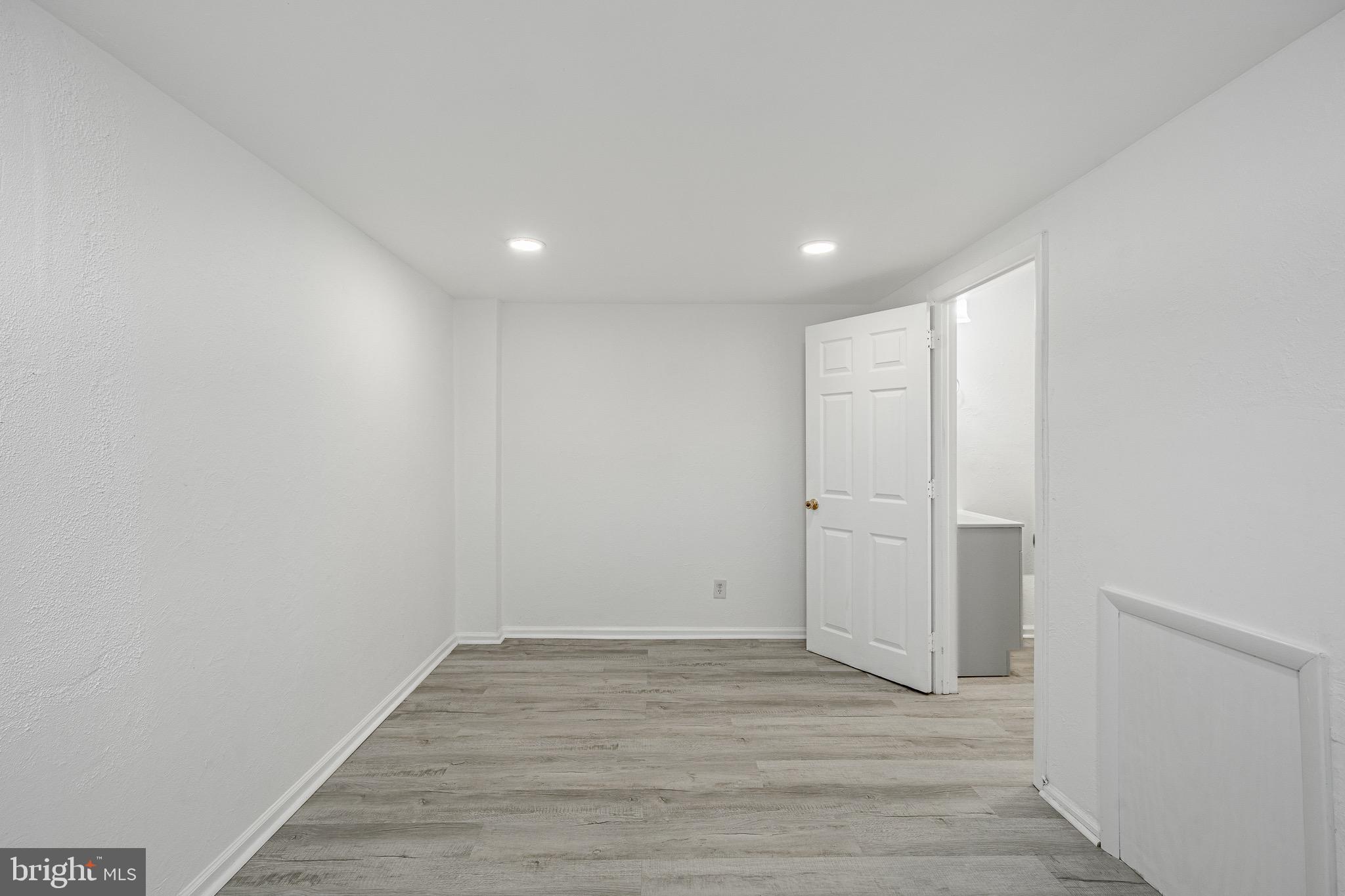 HEDGEVILLE - Residential Income