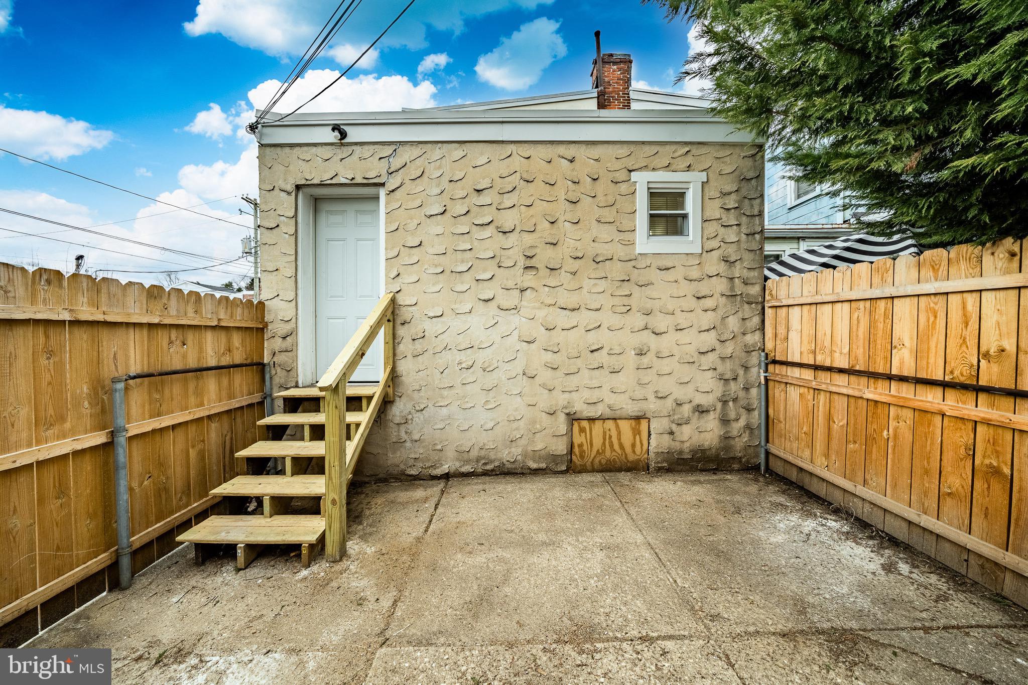 HEDGEVILLE - Residential Income