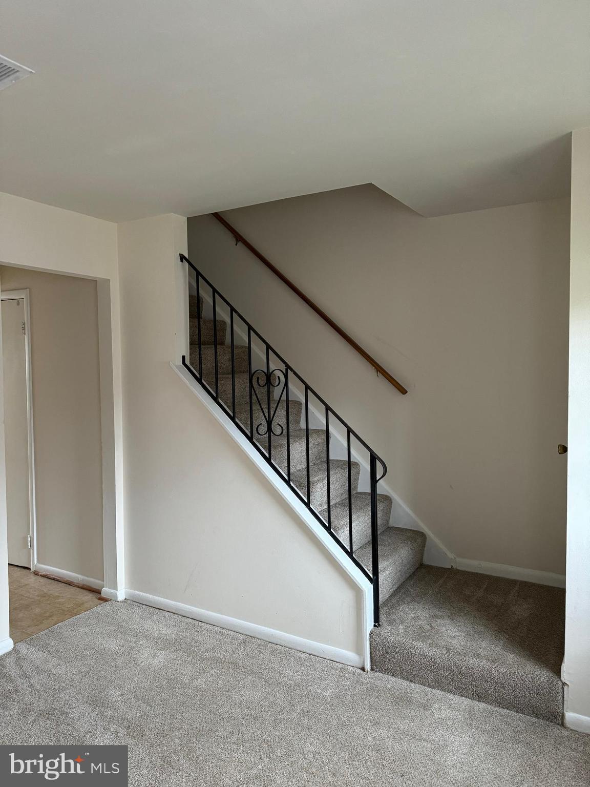 BATTLETOWN - Residential Lease