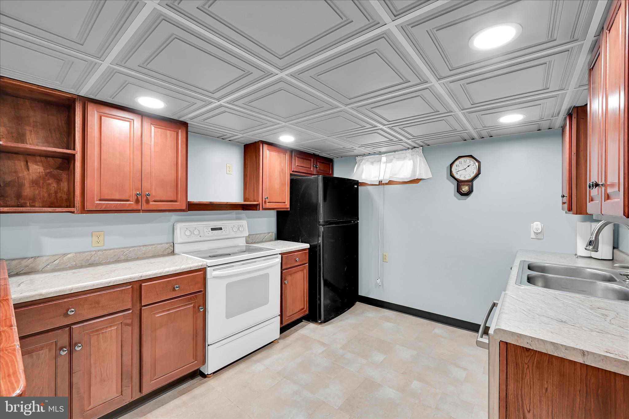 ADAMSTOWN BOROUGH - Residential