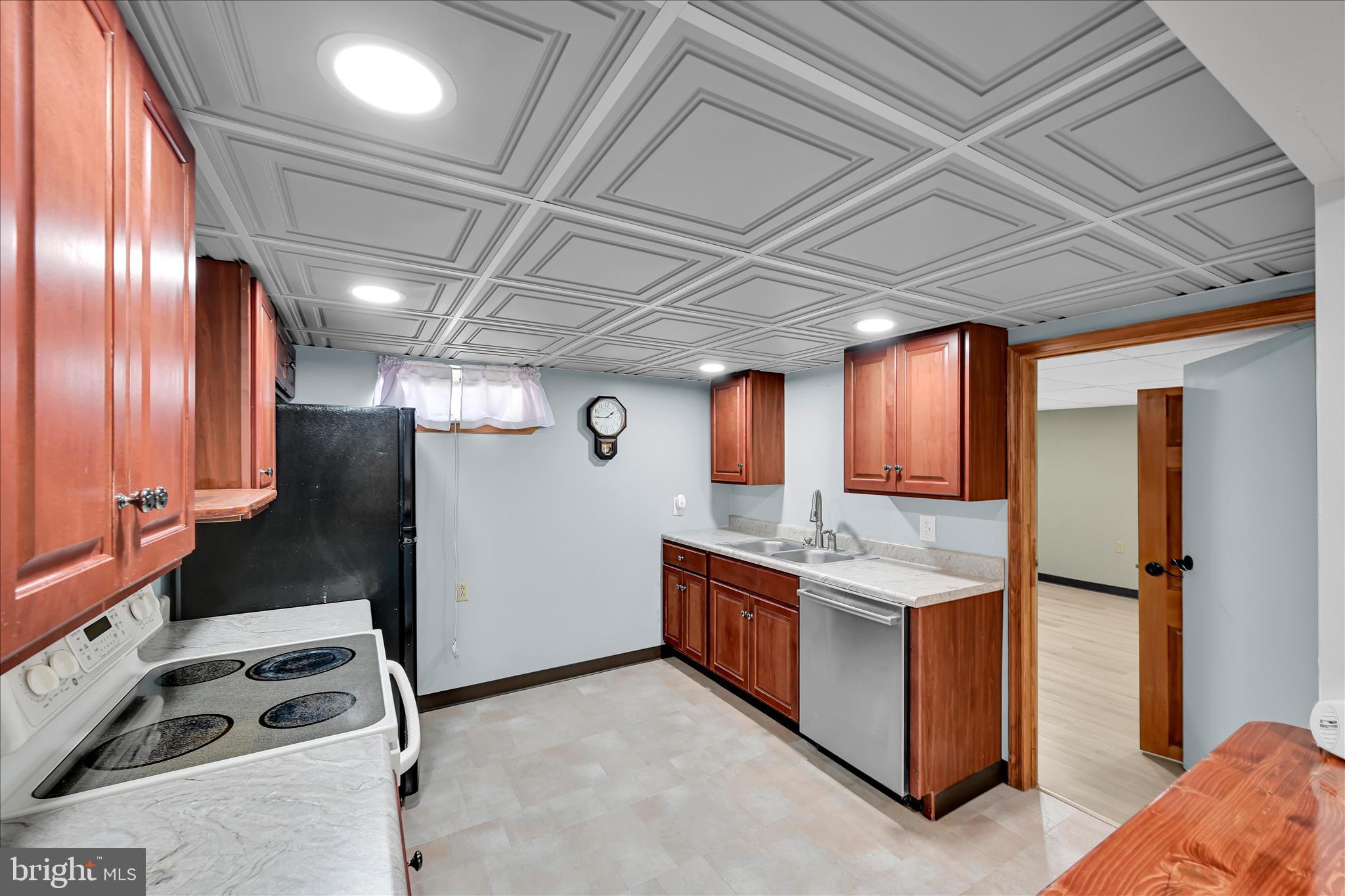 ADAMSTOWN BOROUGH - Residential