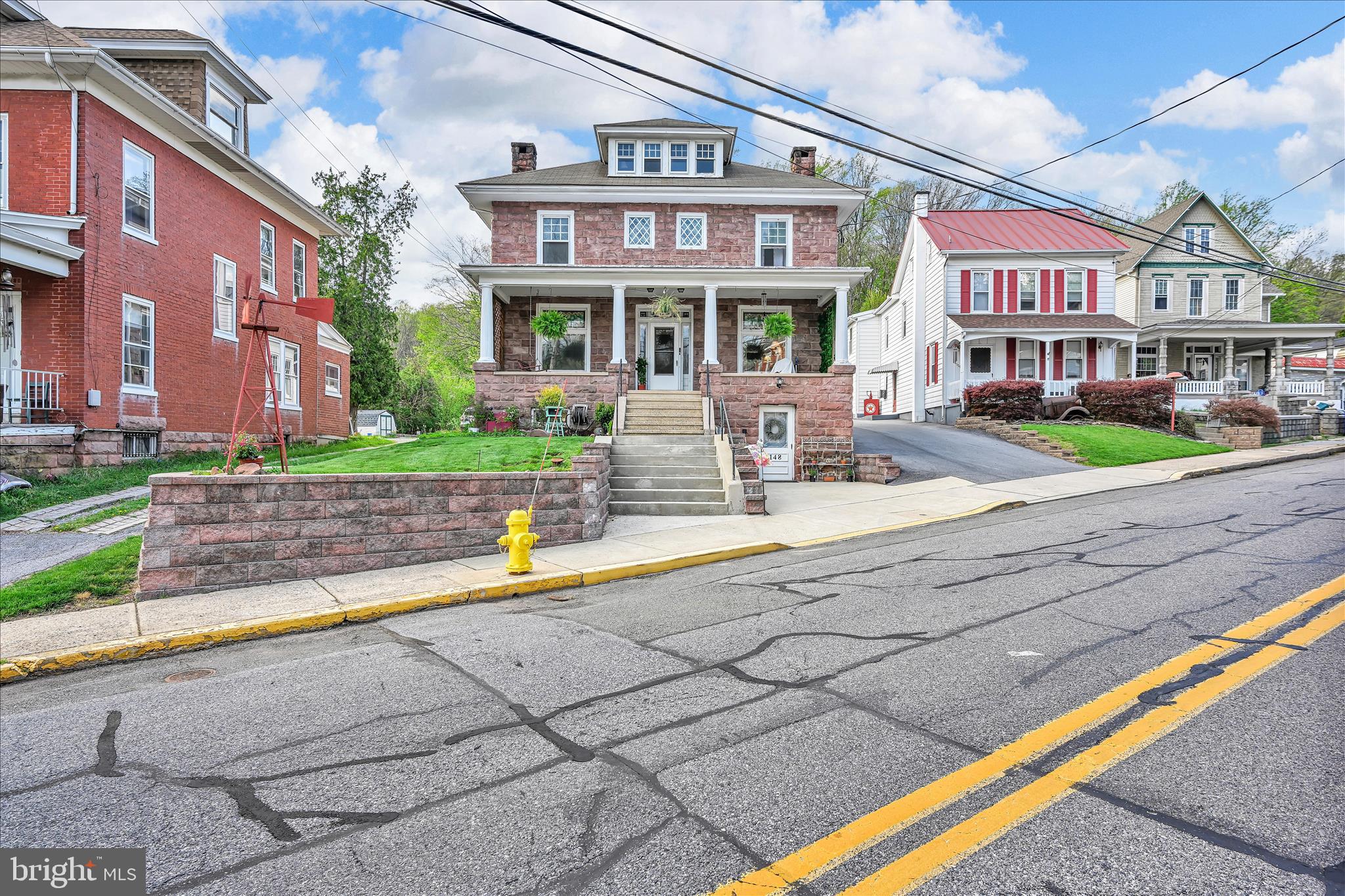 ADAMSTOWN BOROUGH - Residential