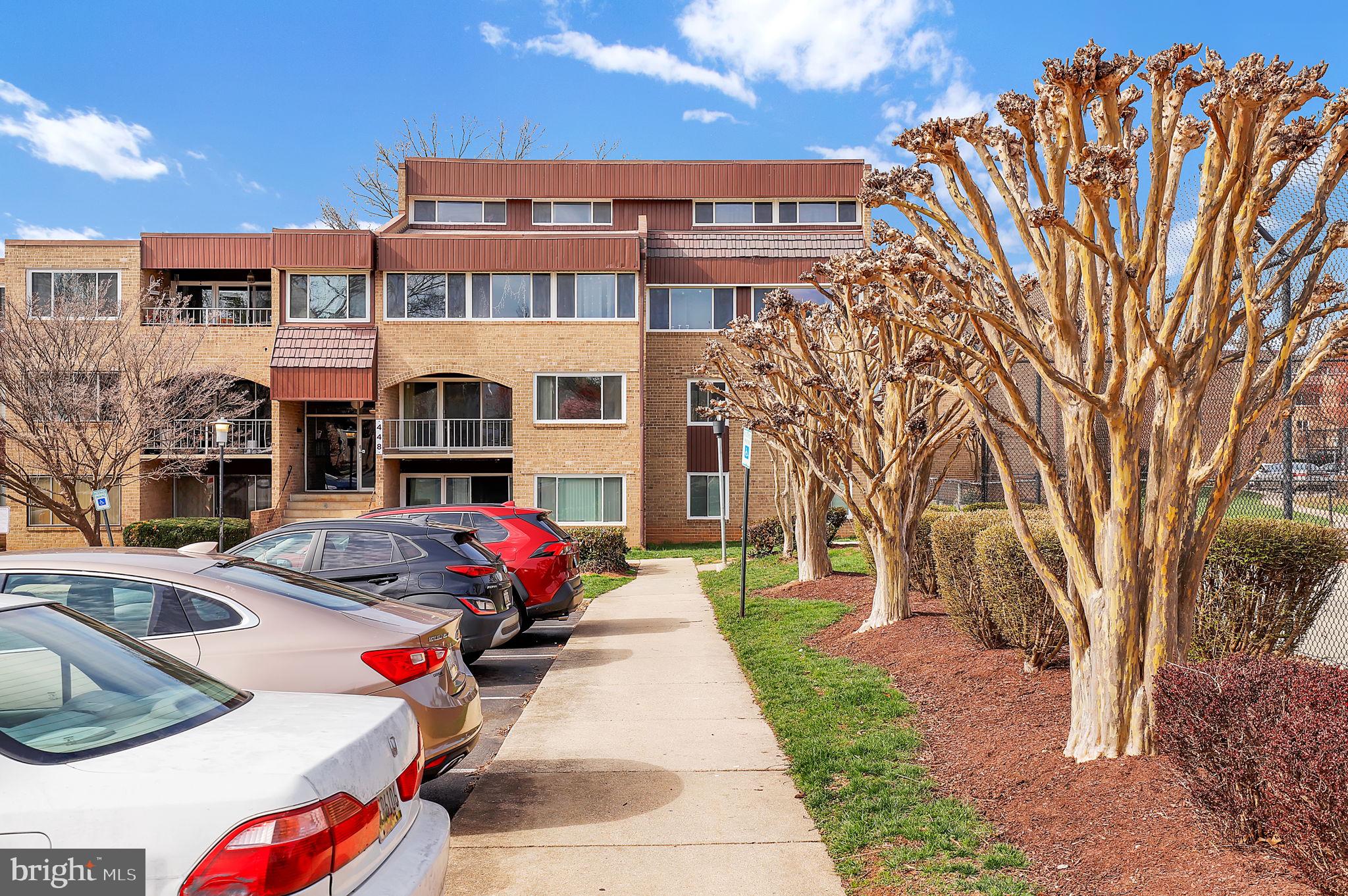 VILLA RIDGE CONDOMINIUM - Residential