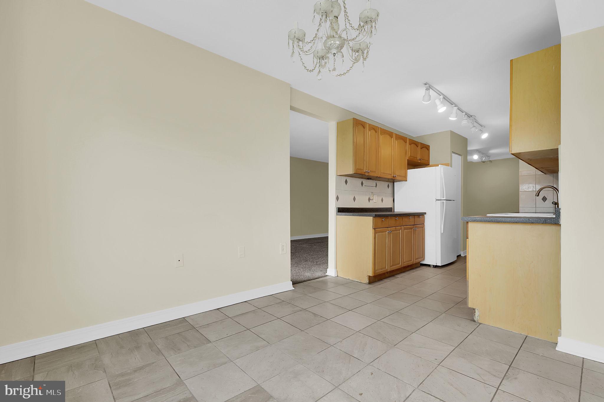 VILLA RIDGE CONDOMINIUM - Residential