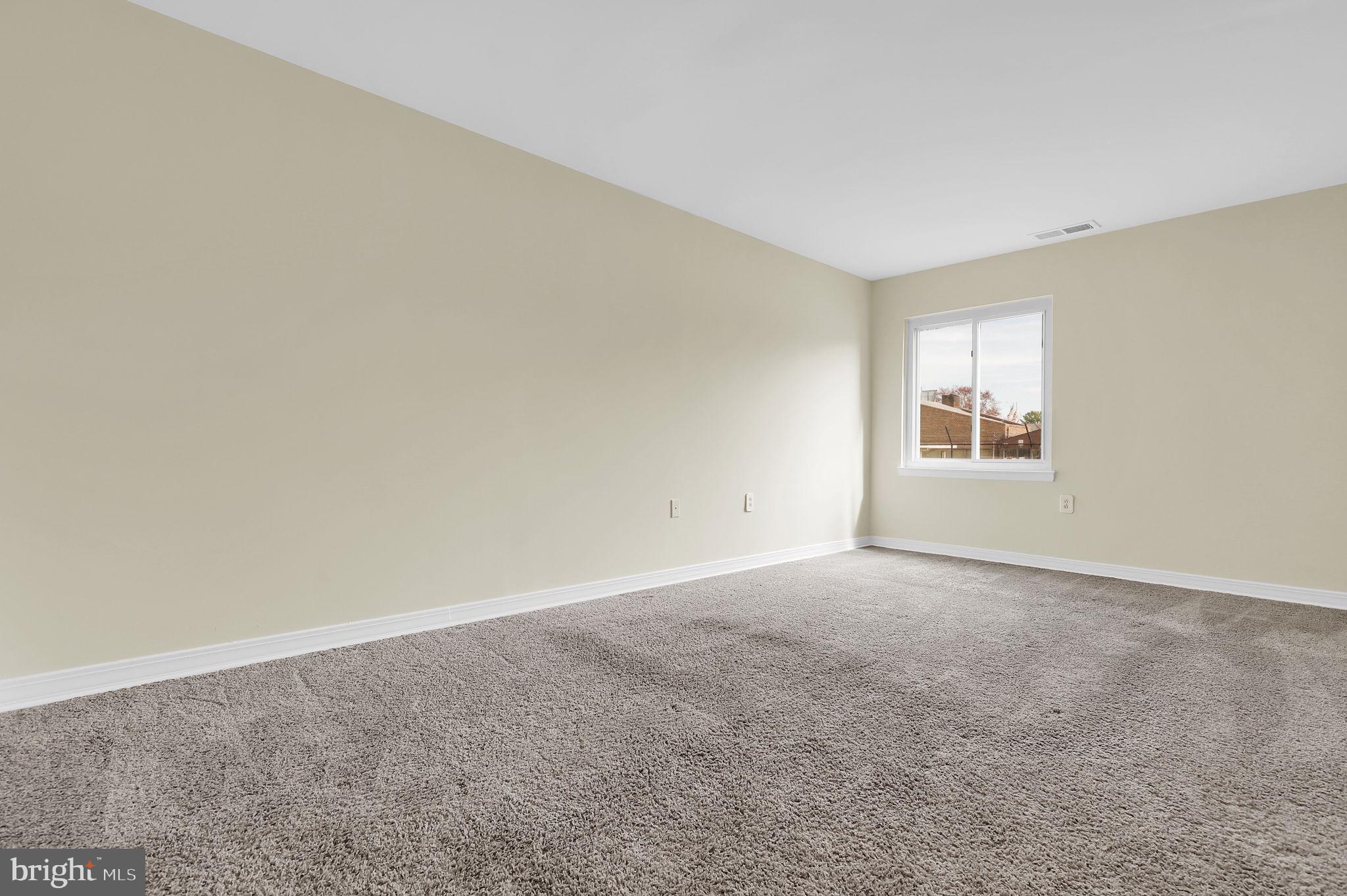 VILLA RIDGE CONDOMINIUM - Residential