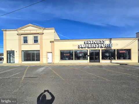 MLS: NJCD2082418
