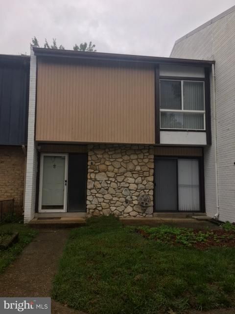 Townhouse For Rent - 7330 Beulah Street<br/> ALEXANDRIA, VA 22315