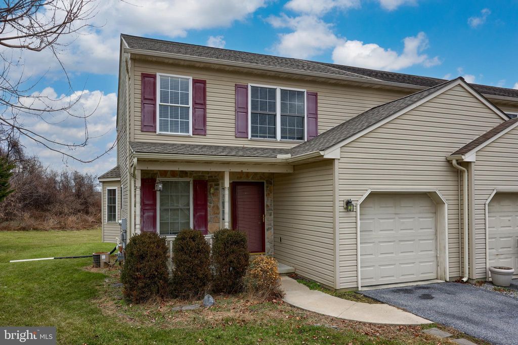 Photo of 1098 STERLING PL, LANCASTER, PA 17603 (MLS # PALA2028652)