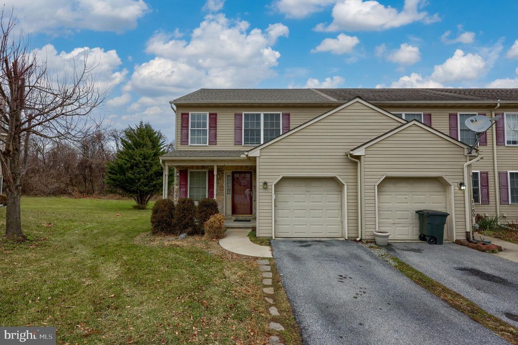 Photo of 1098 STERLING PL, LANCASTER, PA 17603 (MLS # PALA2028652)