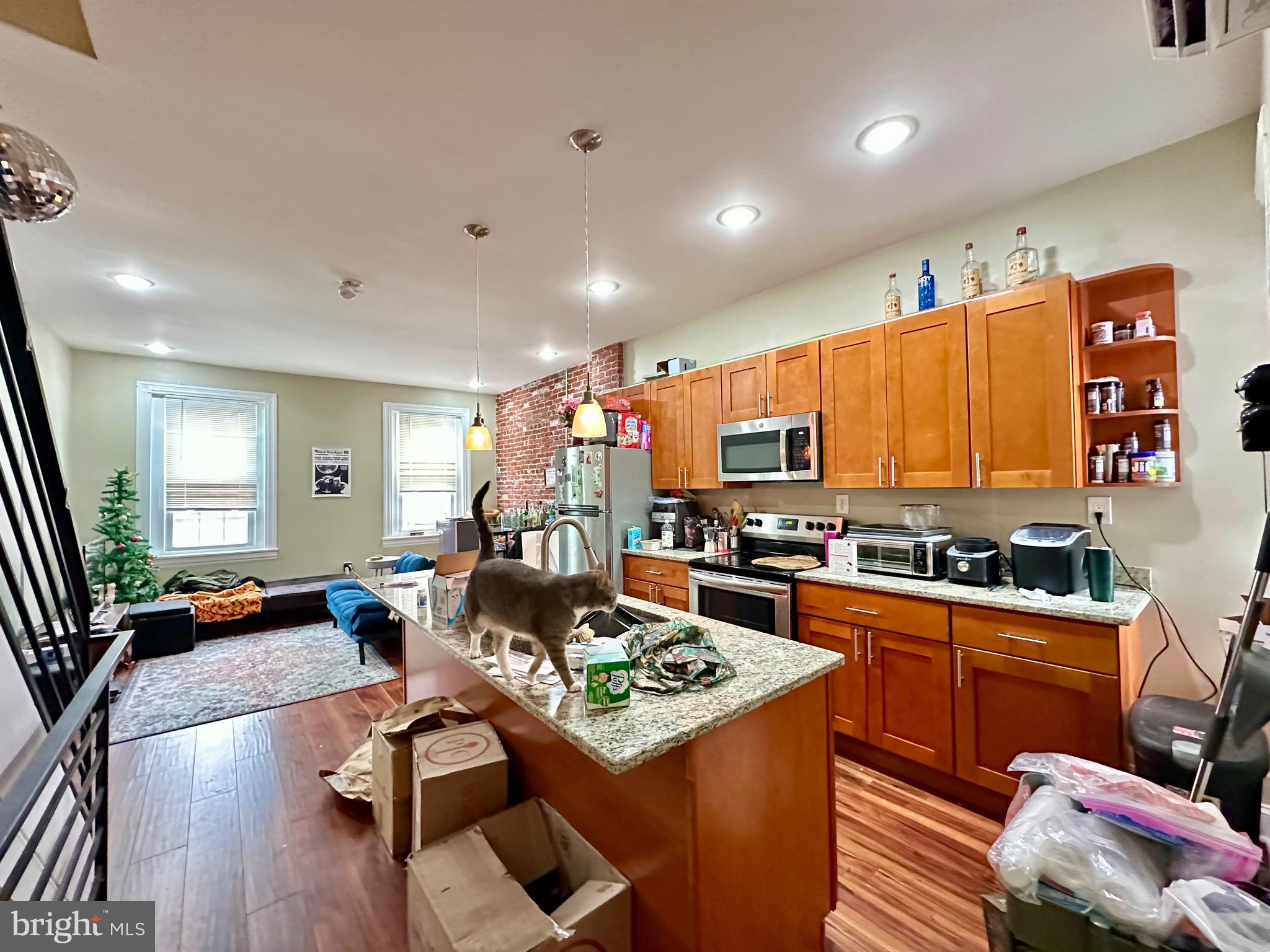 TEMPLE UNIVERSITY - Residential Lease