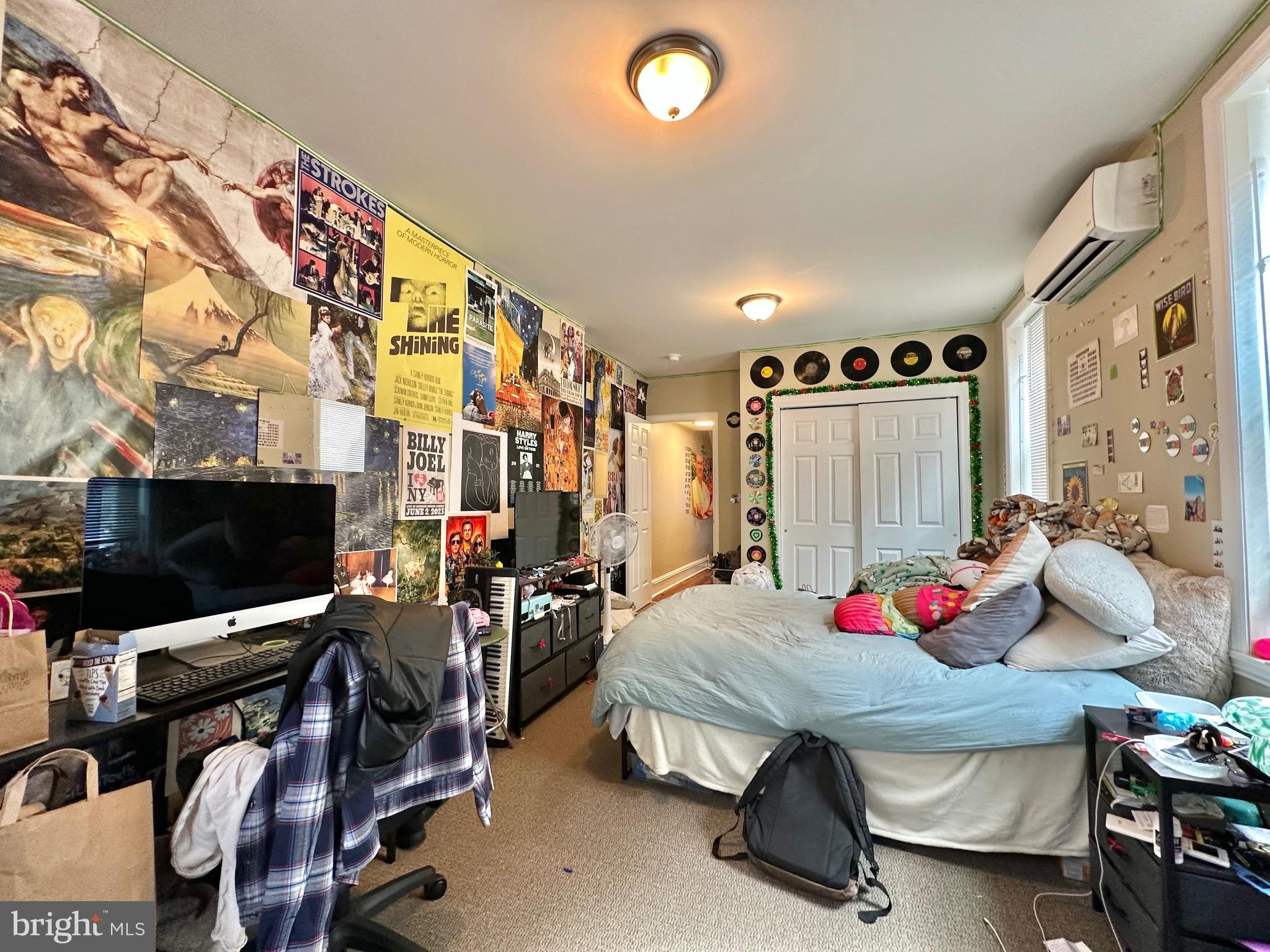 TEMPLE UNIVERSITY - Residential Lease