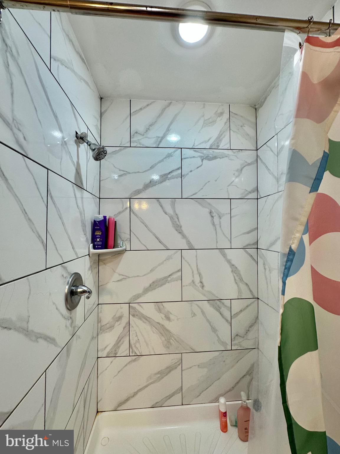 TEMPLE UNIVERSITY - Residential Lease