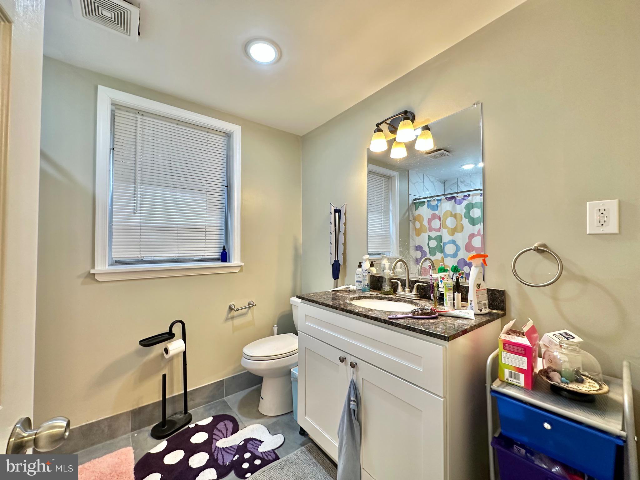 TEMPLE UNIVERSITY - Residential Lease