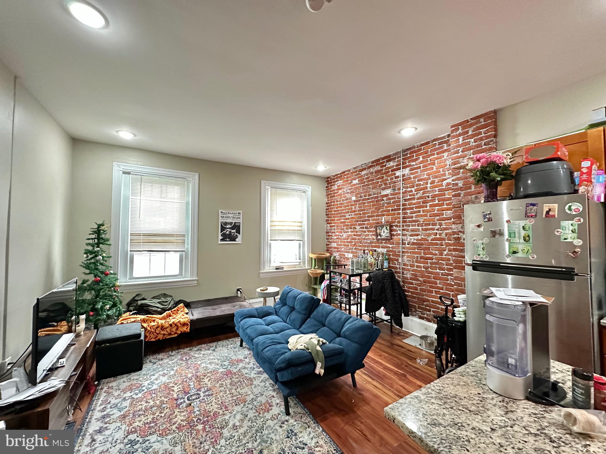 TEMPLE UNIVERSITY - Residential Lease