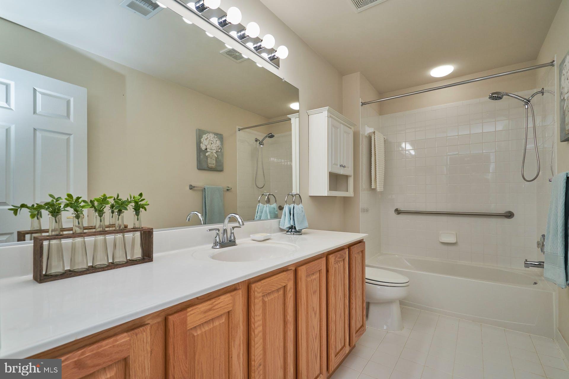 HERITAGE HUNT - Residential