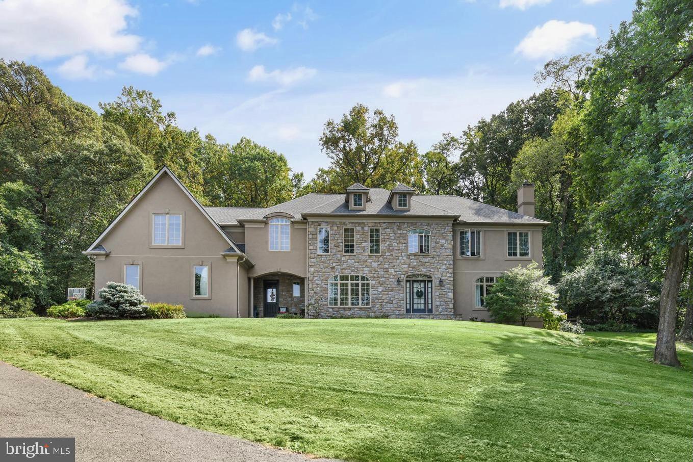 INVERNESS AT SPRIN - Residential