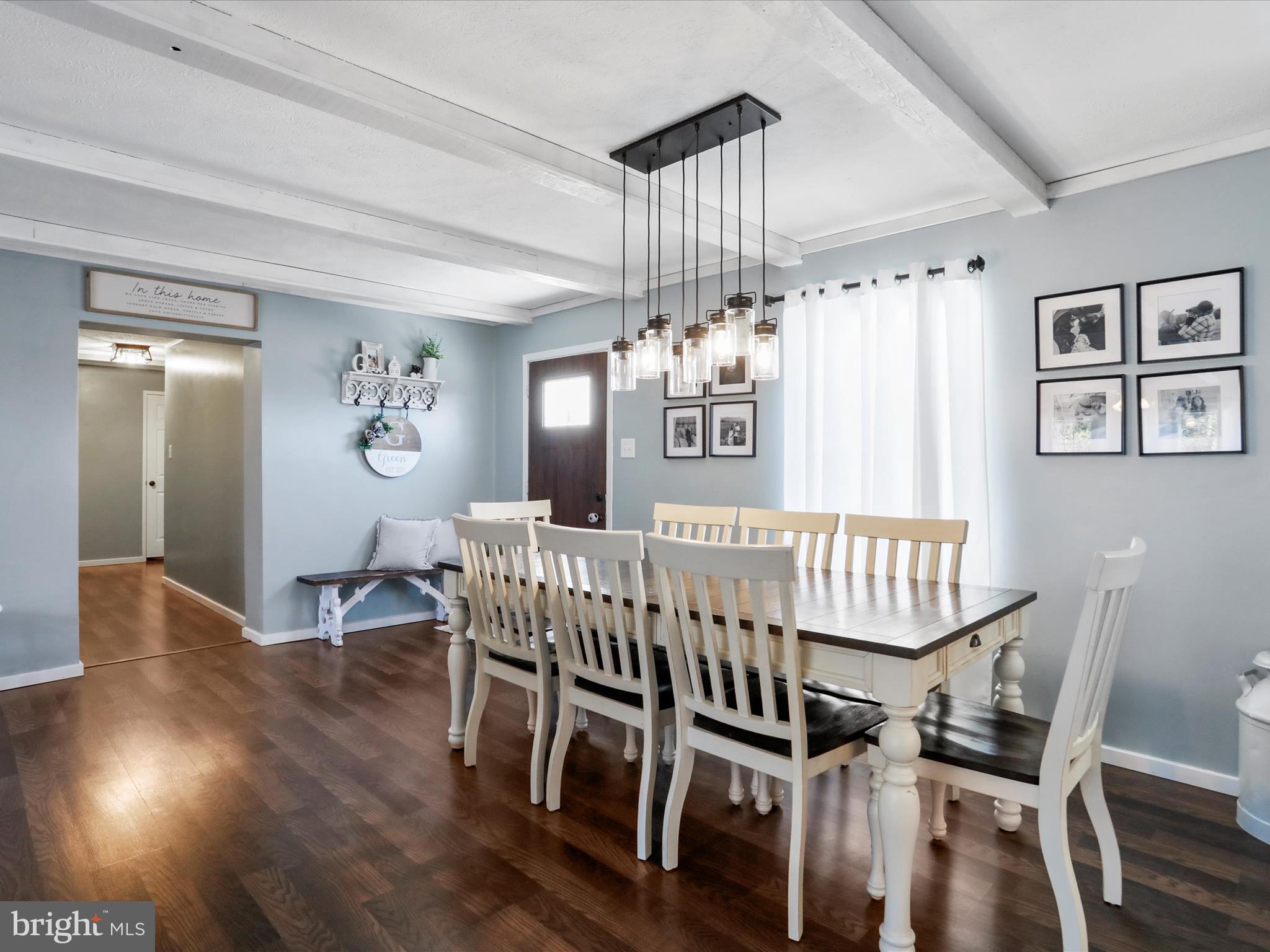 PINEPOINTE - Residential