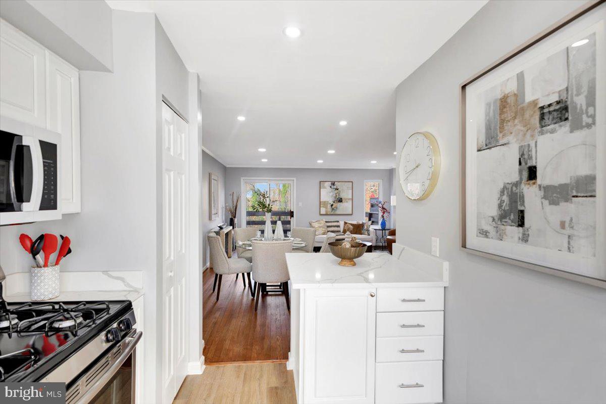 STONELEIGH - Residential