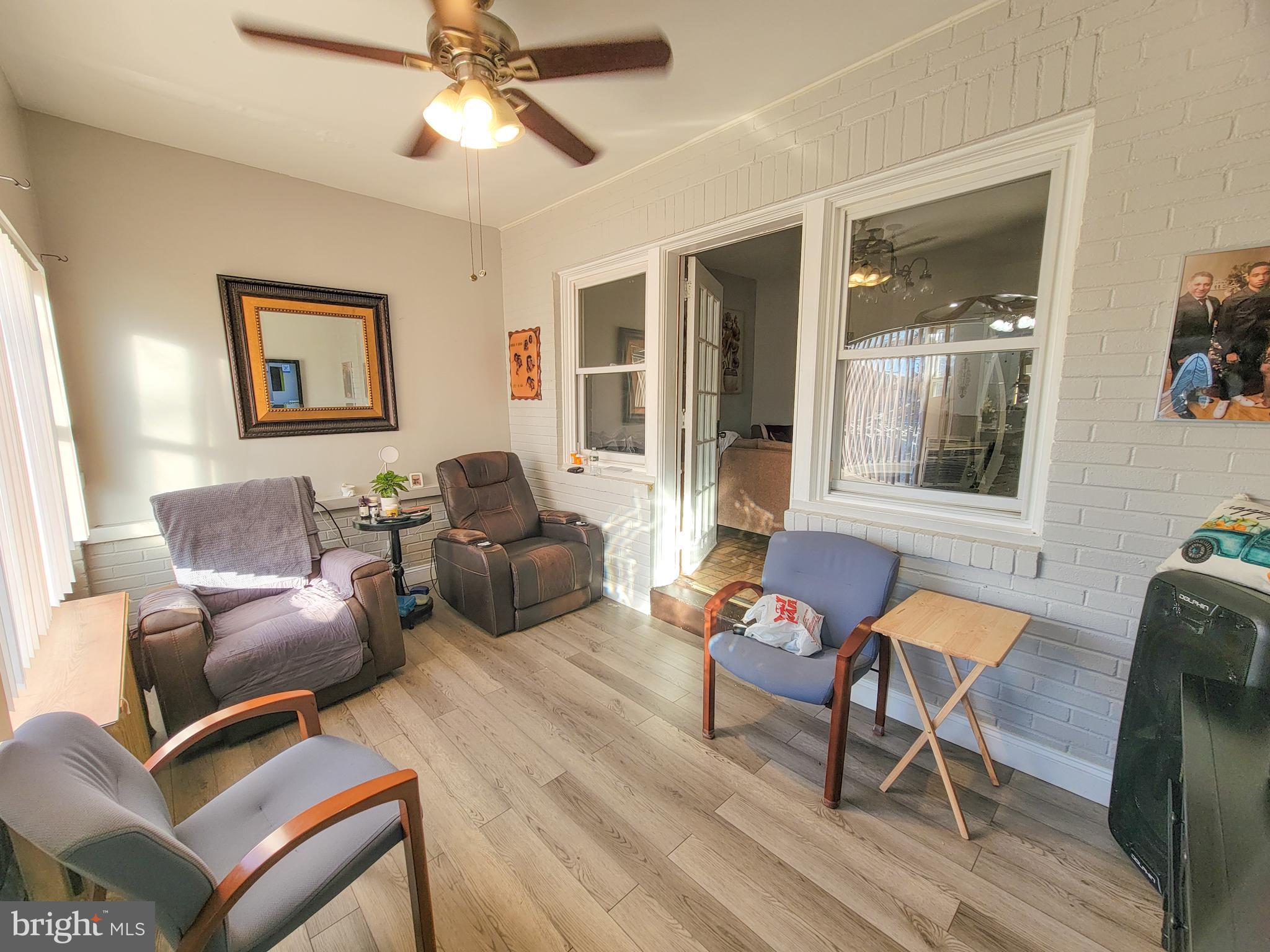 FELTONVILLE - Residential