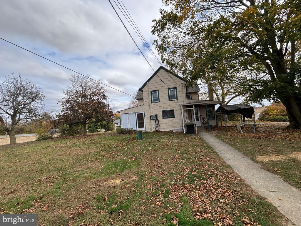 Photo of 976 Bridgeton Pike, SEWELL, NJ 08080 (MLS # NJGL2065868)