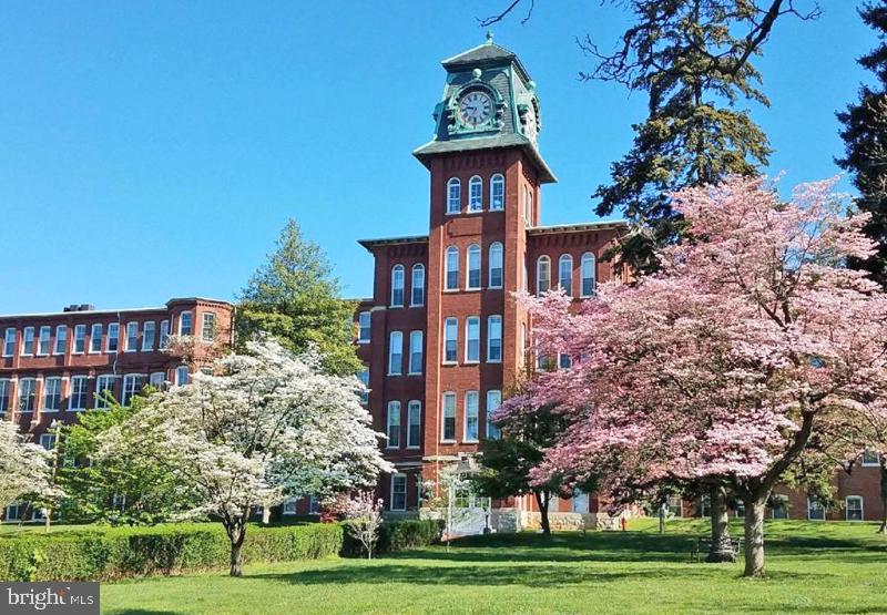 CLOCK TOWERS - Residential