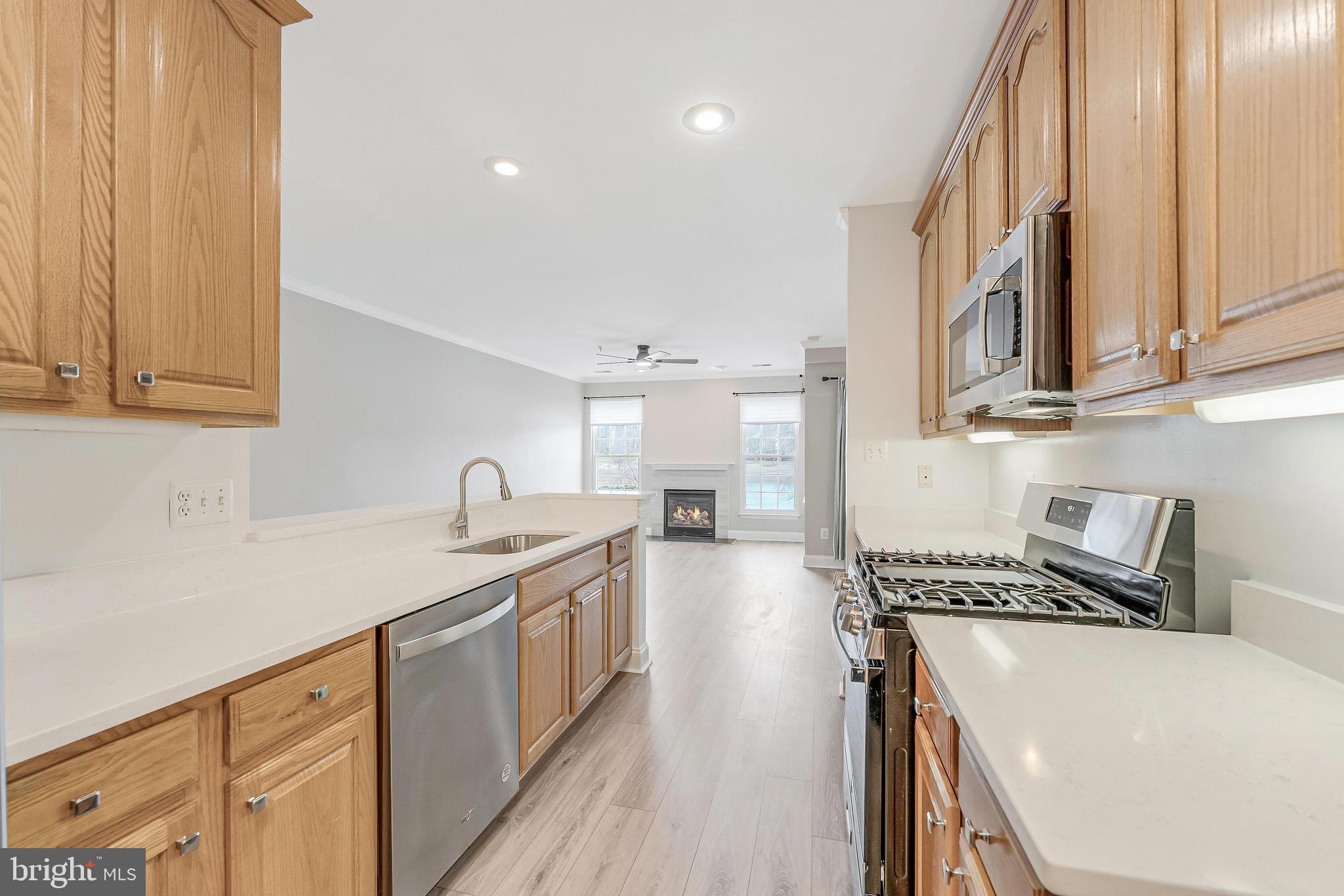 SOUTH RIDING - Residential