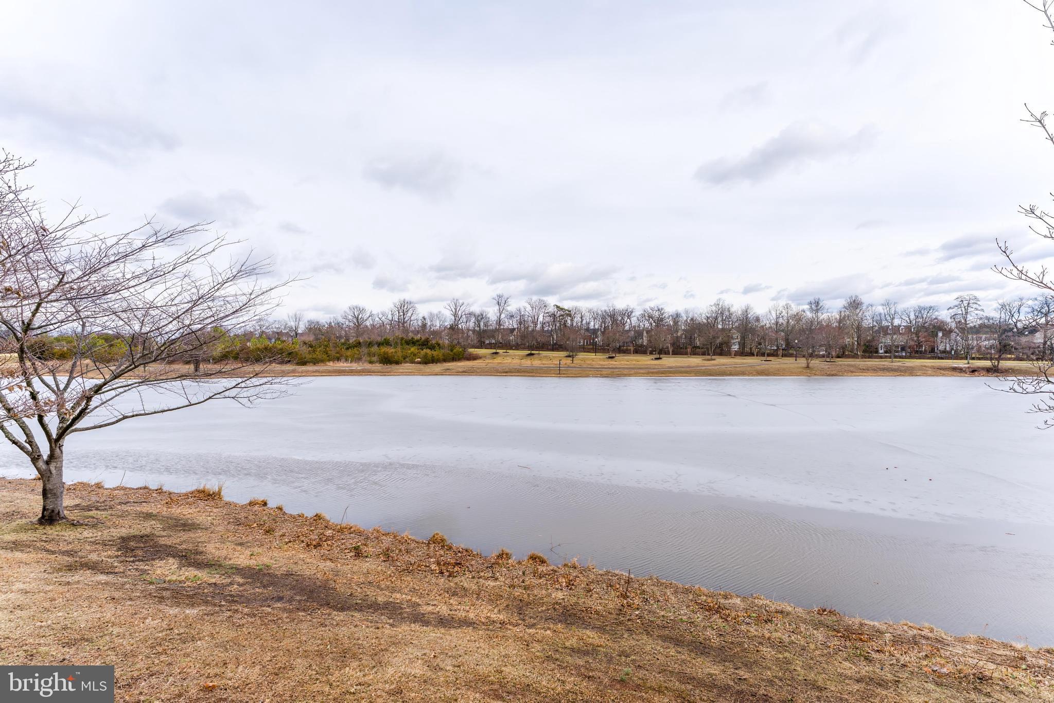 SOUTH RIDING - Residential