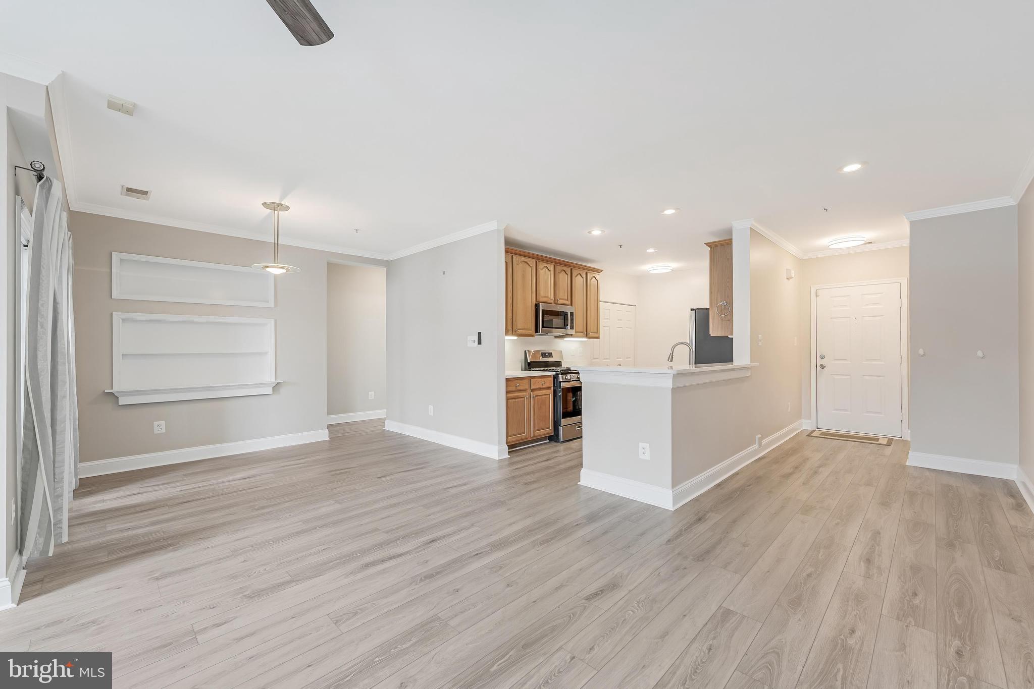 SOUTH RIDING - Residential